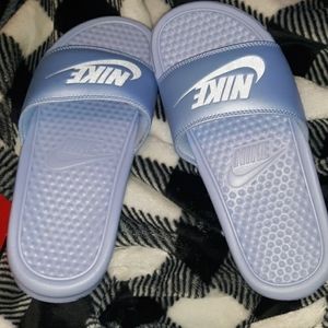 Light purple/blue nike slides